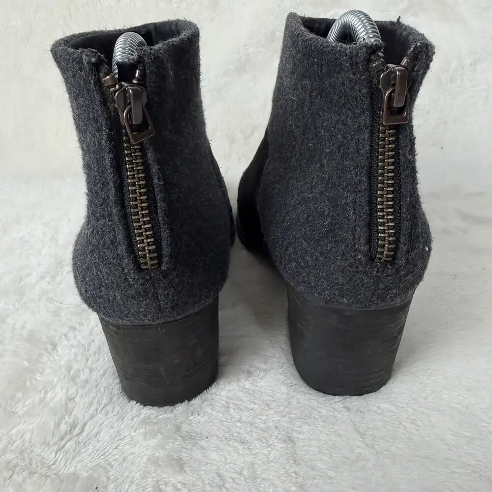 TOMS Women’s Black Suede Wool Felt Ankle Boots Block Heel Back Zip Booties
